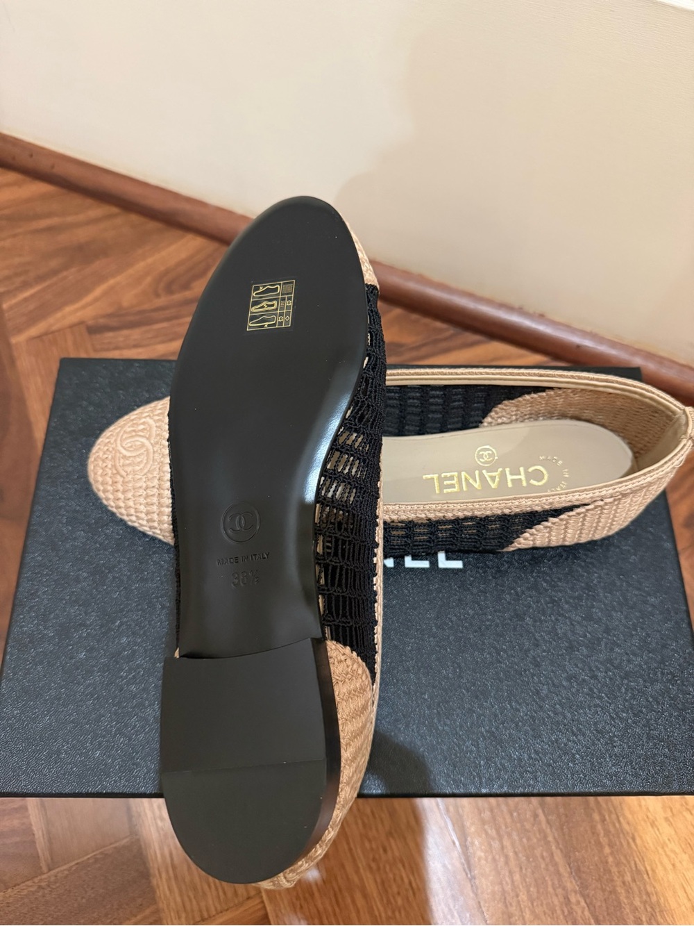 CHANEL NEW Raffia Cap Toe Ballerina Flat - Picture 4 of 7